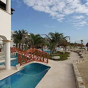 Hotel Hidden Au Naturel Gourmet Inclusive By Karisma Adults-only *****